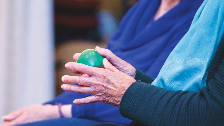 Best Activities for Dementia by Stage: 30 Ideas That Match Current Abilities - Featured image
