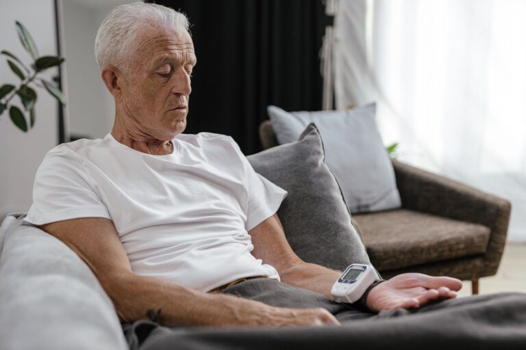 Blood Thinners and Leqembi for Alzheimer's: Questions About Brain-Bleeding Risk - Featured image