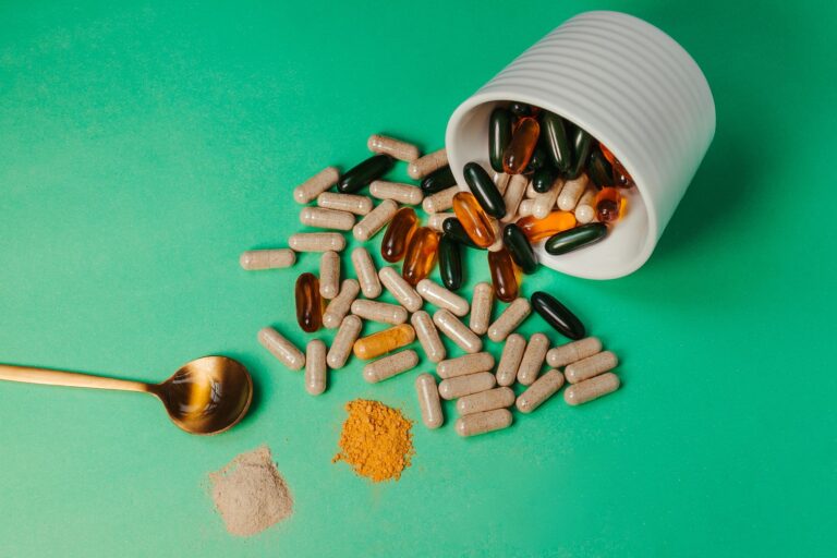 Can a Daily Multivitamin Improve Memory Without Preventing Dementia? - Featured image