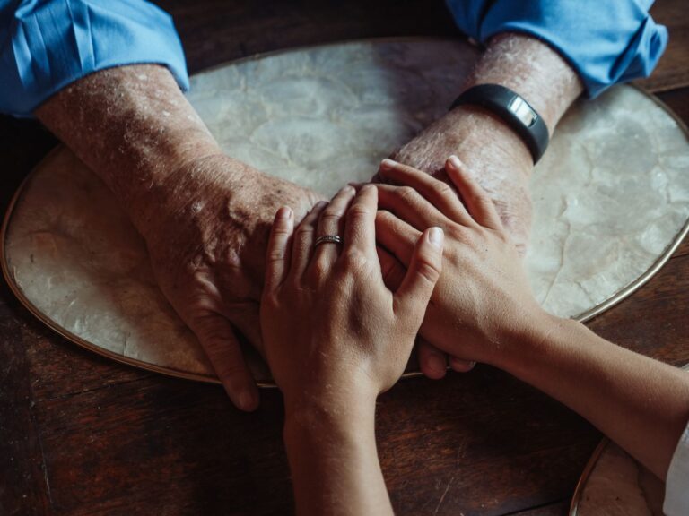 Dementia Care Consumer Alert: Common Mistakes and How to Avoid Them - Featured image