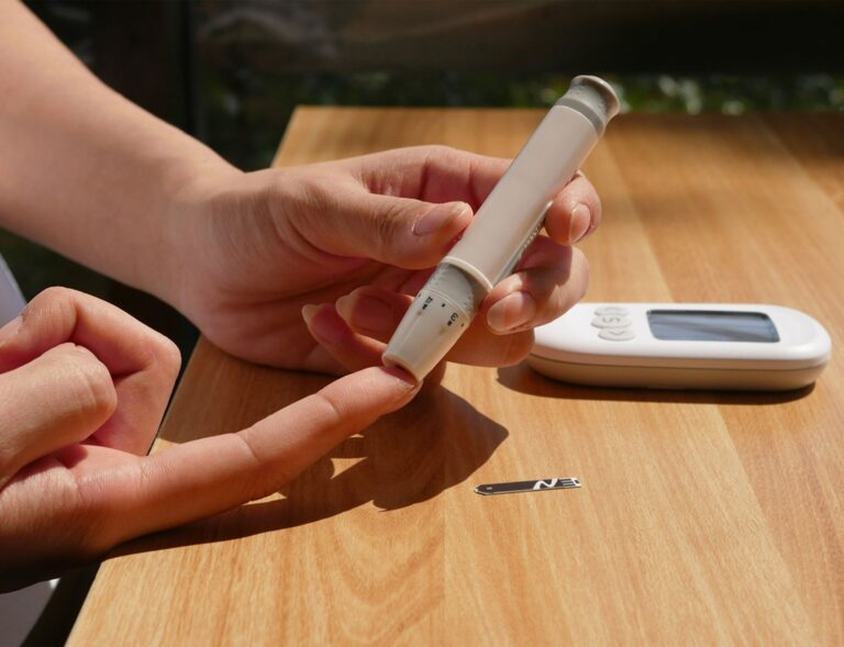 Diabetes and Dementia Risk: What the Evidence Actually Shows - Featured image