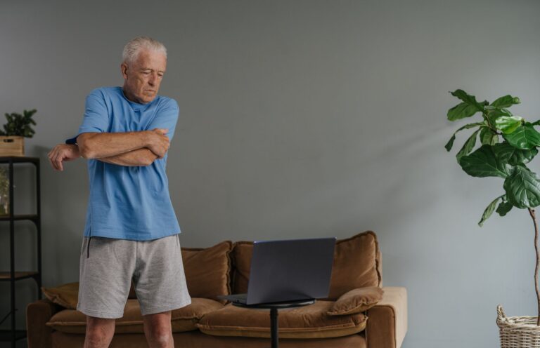 Does Physical Inactivity Increase the Risk of Alzheimer's Disease? - Featured image