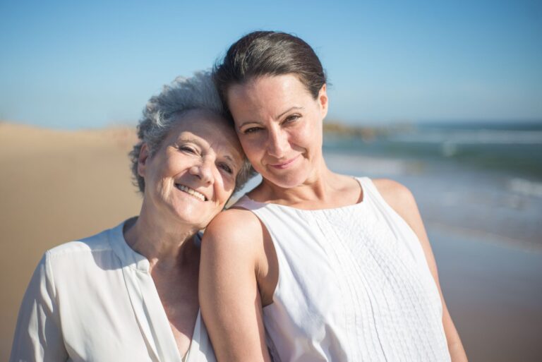 Finding a Parent's Handwritten Note: Understanding Its Emotional Weight in a Family's Dementia Journey - Featured image