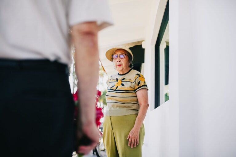 Greeting a Beloved Pet: Finding Hope During Alzheimer's Progression - Featured image