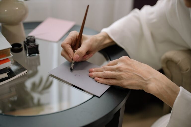 Handwritten Signatures: The Memories Families Treasure as Alzheimer's Changes Communication - Featured image