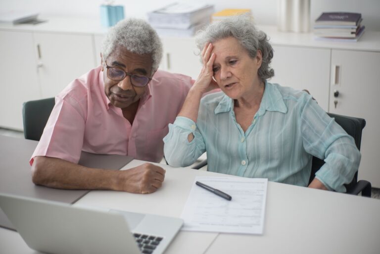 How Financial Power of Attorney Works After an Alzheimer's Diagnosis - Featured image