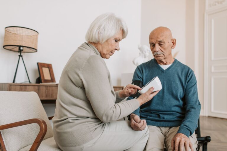 How Long Does It Take Someone With Dementia to Adjust to Memory Care? - Featured image