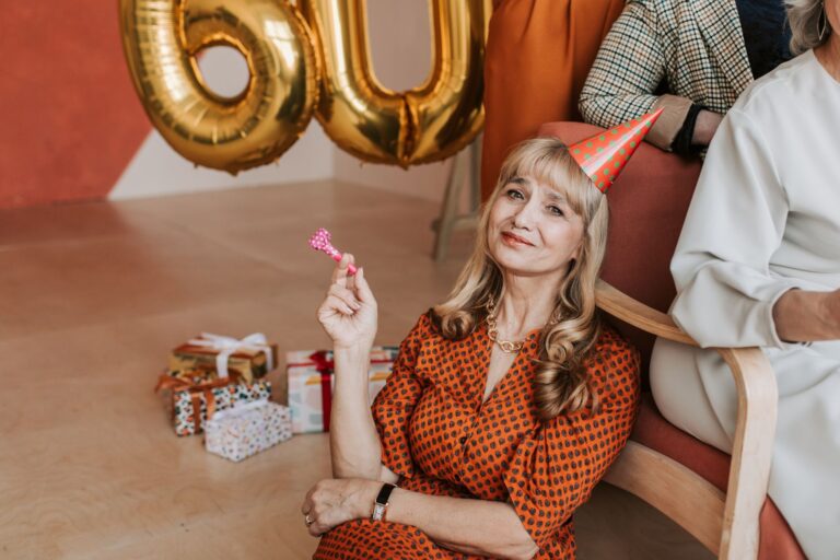 How to Simplify Balloon Volleyball When Dementia Abilities Change - Featured image