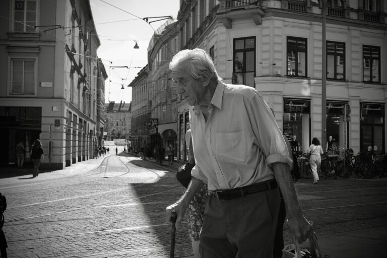 How to Track Poor Judgment Before a Dementia Evaluation - Featured image