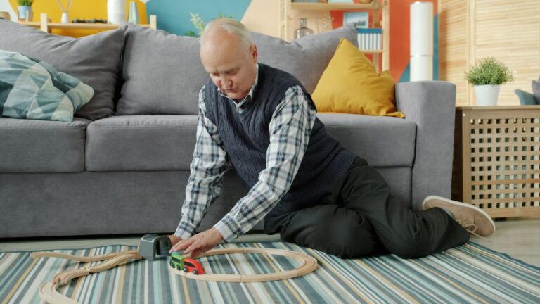 How to Track Repeated Questions Before a Dementia Evaluation - Featured image
