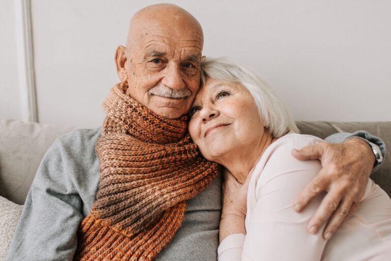 Husband Shares the Final Voicemail From His Wife Before Alzheimer's Changed Her Communication - Featured image