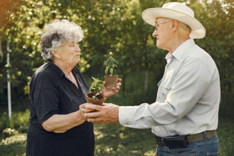 Husband Shares the Last Loving Message His Wife Wrote Before Dementia Took Her Speech - Featured image