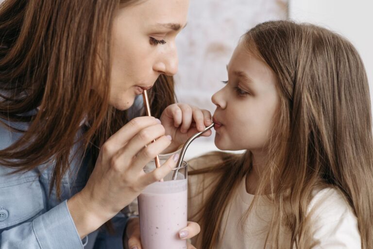 Kefir Smoothies for Memory Loss: Probiotic Theory vs Dementia Evidence - Featured image