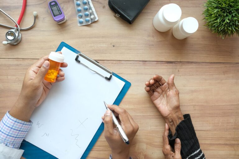Managing Cognitive Decline: Practical Strategies for Adults With Memory Problems - Featured image
