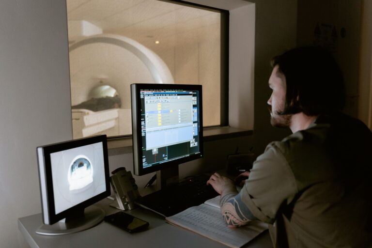 MRI Monitoring for Alzheimer's Treatment: Why Leqembi and Kisunla Require Scans - Featured image
