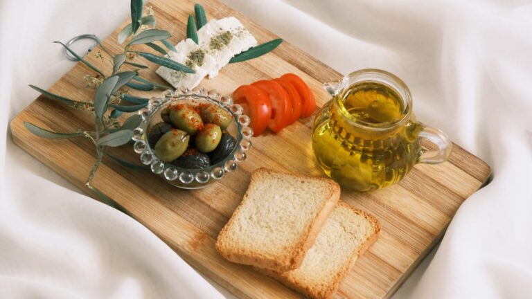 Olive Oil and the MIND Diet for Dementia-Related Memory Claims: What Human Research Actually Tests - Featured image