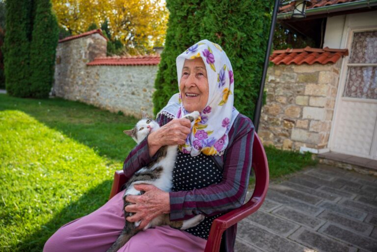 Rural Dementia Specialist Shortages: How Families Can Prepare for Long Waits - Featured image