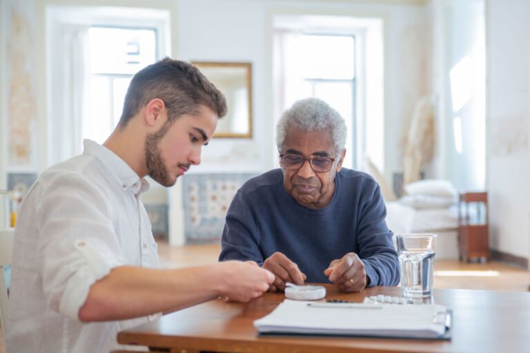 Son Shares the Final Anniversary Letter His Mother Wrote Before Alzheimer's Progressed - Featured image
