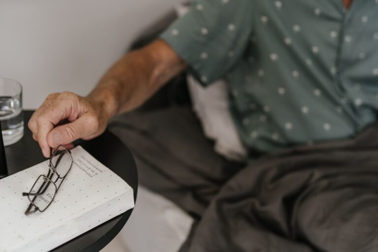 The Bedtime Song a Grandparent May Still Sing Through Advanced Alzheimer's - Featured image
