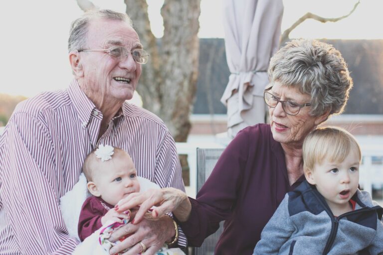 When Is It Time for Memory Care? 12 Signs Home Care May No Longer Be Safe - Featured image