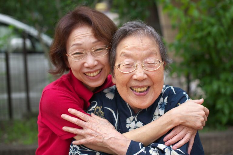 When Should Families Seek Medical Care for Repeated Questions in Dementia? - Featured image