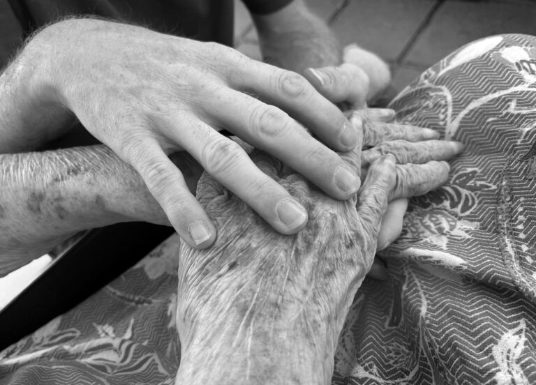 Why Do People With Dementia Stop Eating? Causes, Warning Signs, and Next Steps - Featured image