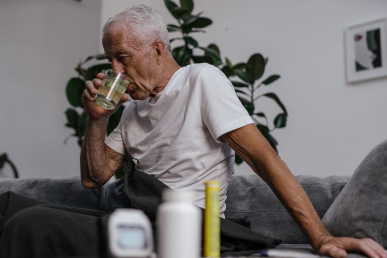 Why FDA-Cleared Alzheimer's Blood Tests Are Not General Screening Tests - Featured image