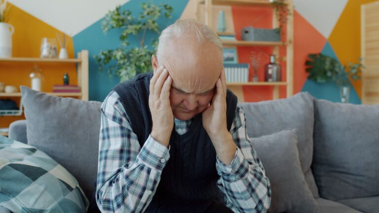 Dementia and Trouble Understanding Long Sentences: Shortening Without Talking Down - Featured image