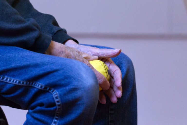 Doll Therapy for Memory Care Groups: Signs of Engagement and Distress - Featured image