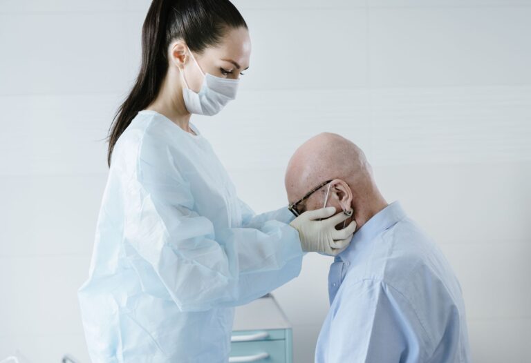 When a Dementia Patient Wants to Leave Before the Doctor Arrives - Featured image