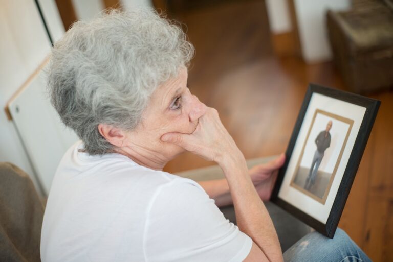 When Someone With Dementia Uses the Right Word for the Wrong Object - Featured image