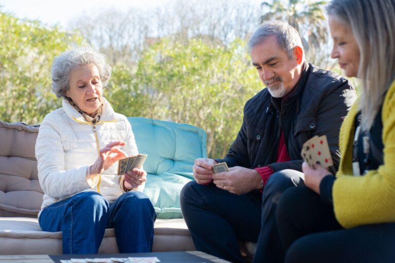 Best Card Games for Mild Cognitive Impairment at Home - Featured image
