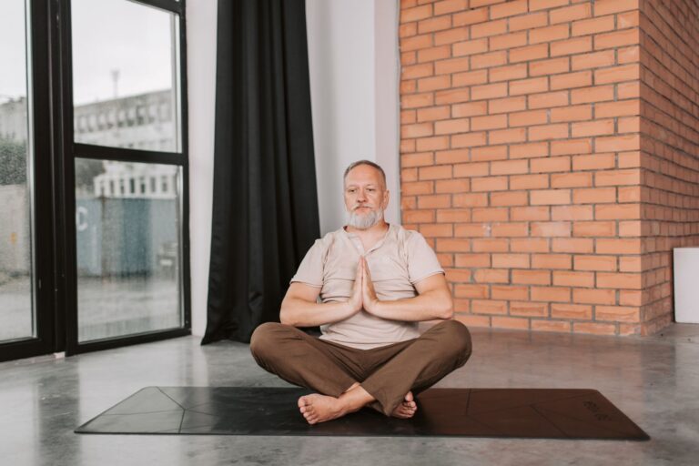 Building Balance Training Into a Realistic Dementia Prevention Routine After Age 65 - Featured image
