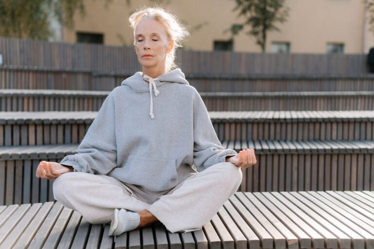 Building The MIND Diet Into a Realistic Dementia Prevention Routine With Limited Mobility - Featured image