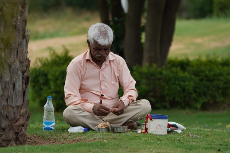 Compulsive Eating in Dementia: Safety Risks Families Often Miss - Featured image
