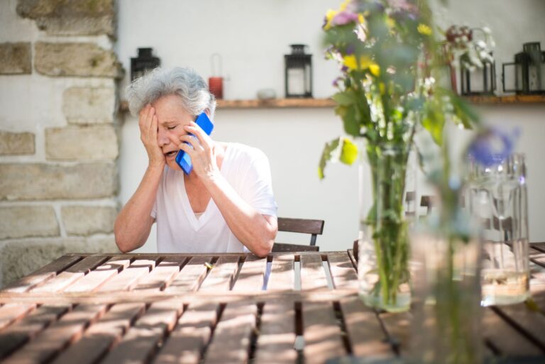 Depression and Alzheimer's Prevention With a Family History of Alzheimer's: Benefits and Limits - Featured image