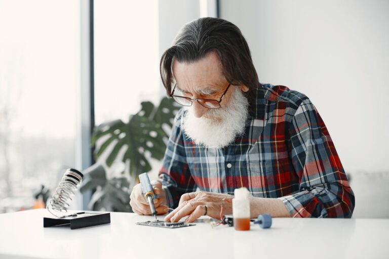Electronic Health Records for Dementia Care Research in 2026: How People With Mild Cognitive Impairment Can Avoid Overreading the Headline - Featured image
