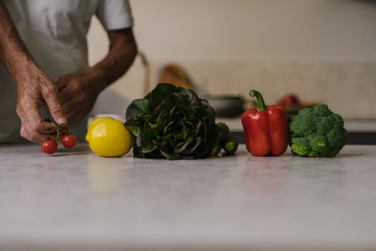 Healthy Diets in the 2026 WHO Dementia Guidelines: How the New Advice Differs From Common Online Claims - Featured image