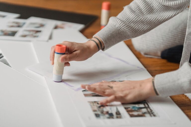 How Collage Making Can Support Engagement in Dementia Care - Featured image