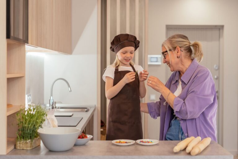 How to Adapt No-Cook Food Preparation for Early-Stage Dementia - Featured image
