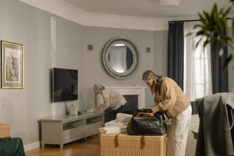 How to Simplify Simple Strength Exercises for a Low-Energy Dementia Day - Featured image
