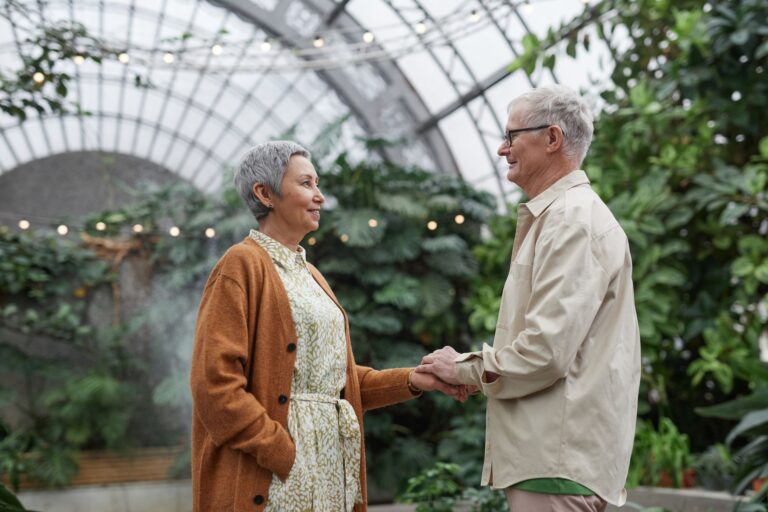 Indoor Gardening for Late-Stage Dementia: Setup, Supplies, and Safety - Featured image