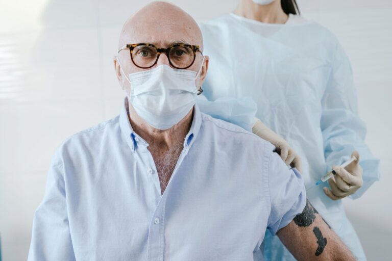 Injection Training for the 2026 At-Home Leqembi Regimen: Questions People With Early Alzheimer's Can Ask an Alzheimer's Specialist - Featured image