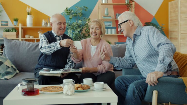Reminiscence Conversations for Dementia Home Care: Signs of Engagement and Distress - Featured image