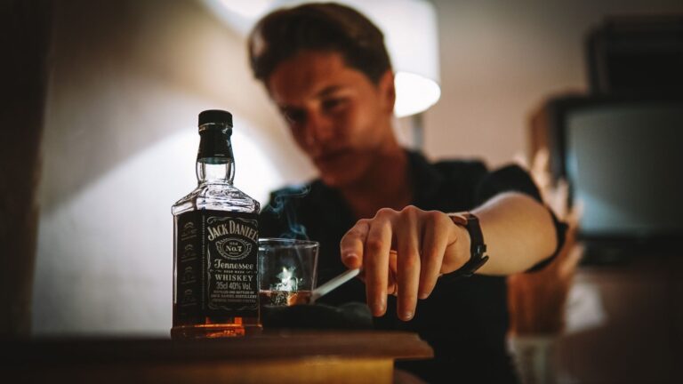 Smoking and Alcohol in the 2026 WHO Dementia Guideline: How Adults in Midlife Can Build a Realistic Brain Health Plan - Featured image