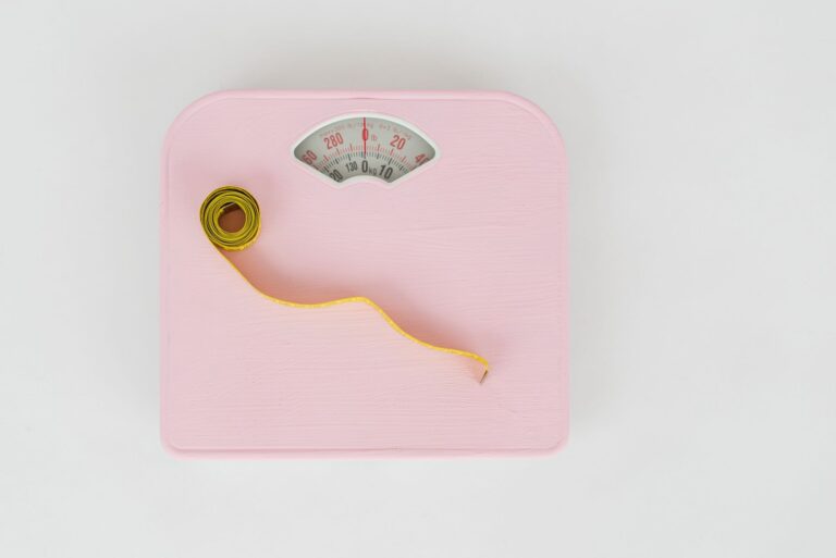 Unexplained Weight Loss in Alzheimer's vs Other Dementias: Key Differences - Featured image
