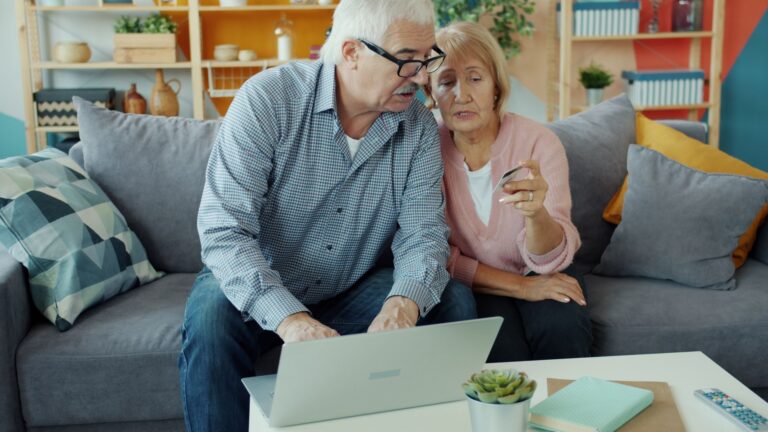 What to Do When a Bank Will Not Accept Your POA - Featured image