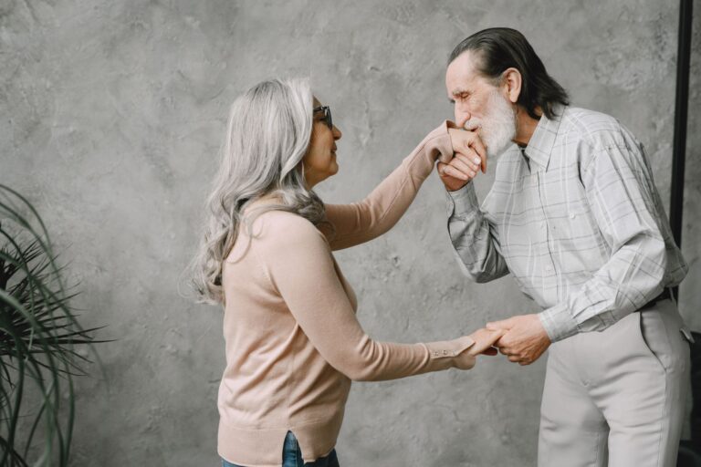 When a New Partner Moves In With Dad With Dementia - Featured image